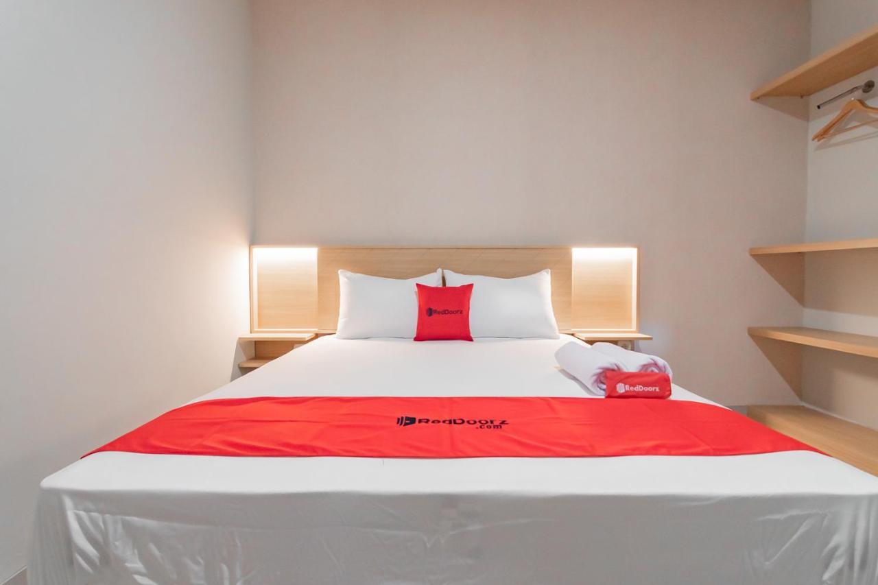 Reddoorz @ Karapitan Street 3*