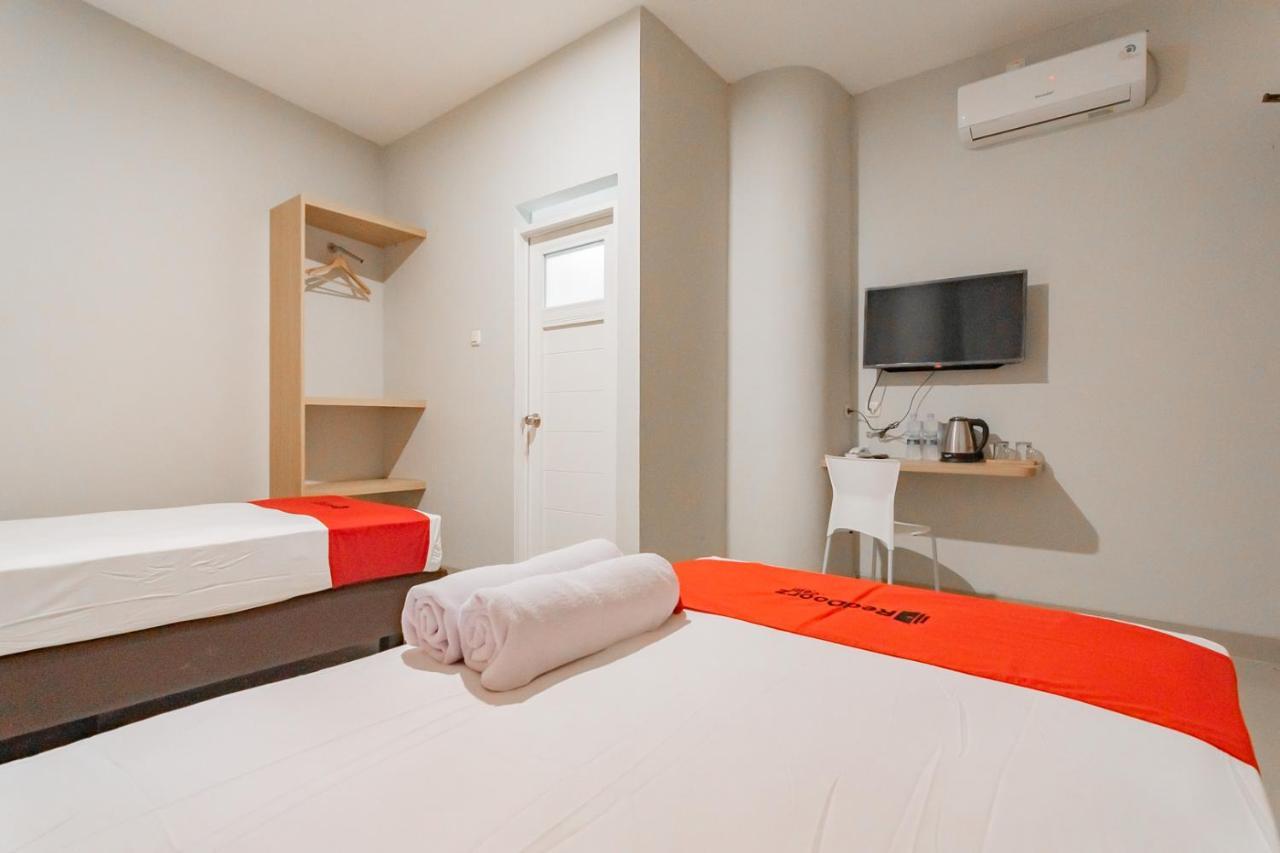 Reddoorz @ Karapitan Street Hotel Bandung