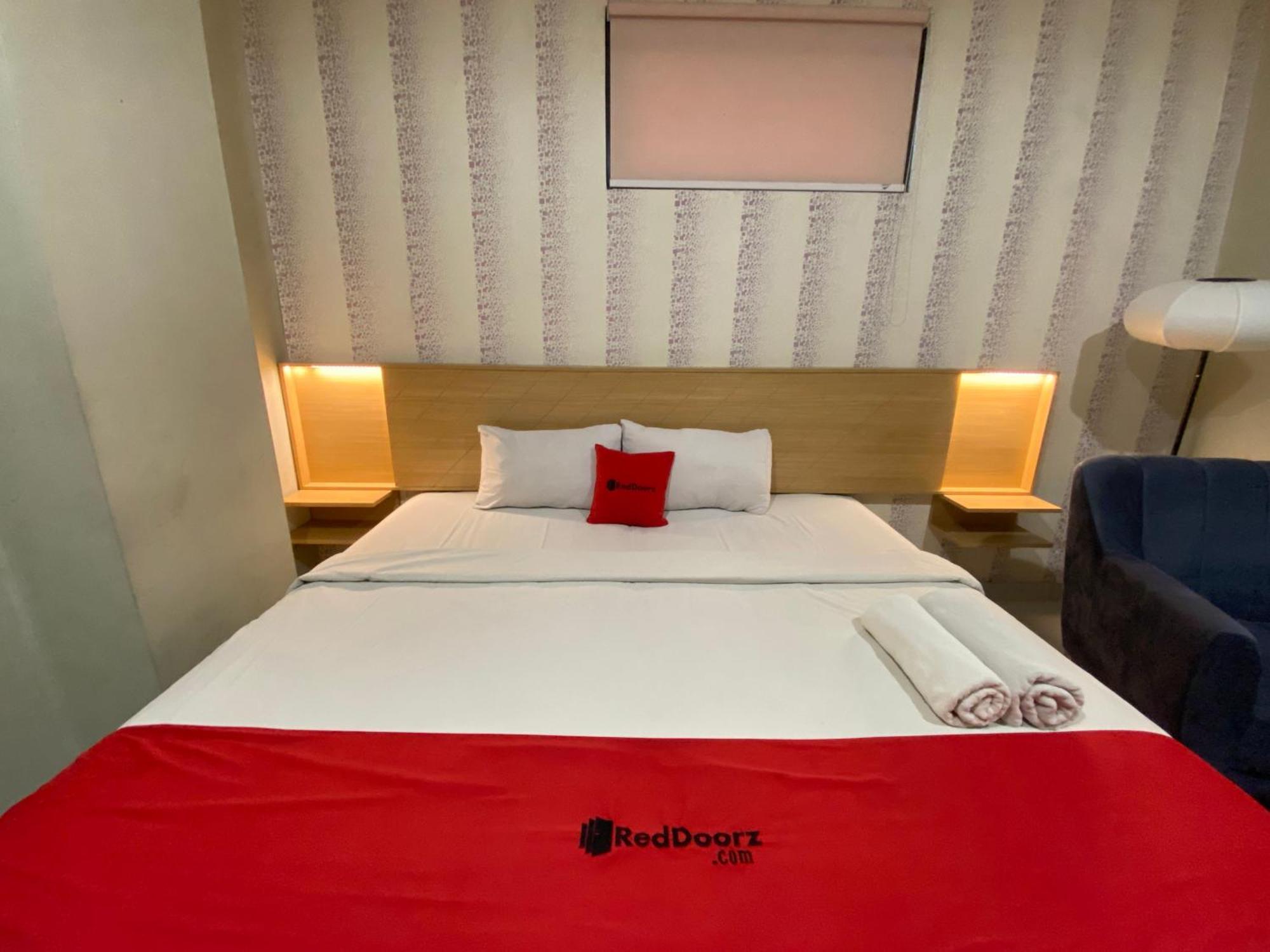Reddoorz @ Karapitan Street Bandung